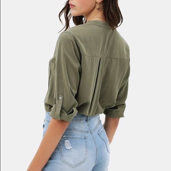 Button up blouse - Picture 2 of 2